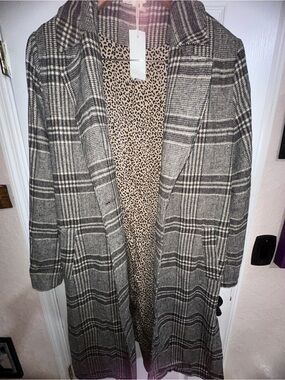 NEW Mystree Long Brown/ Tan Checkered / Plaid Polyester Women’s XL Long Coat